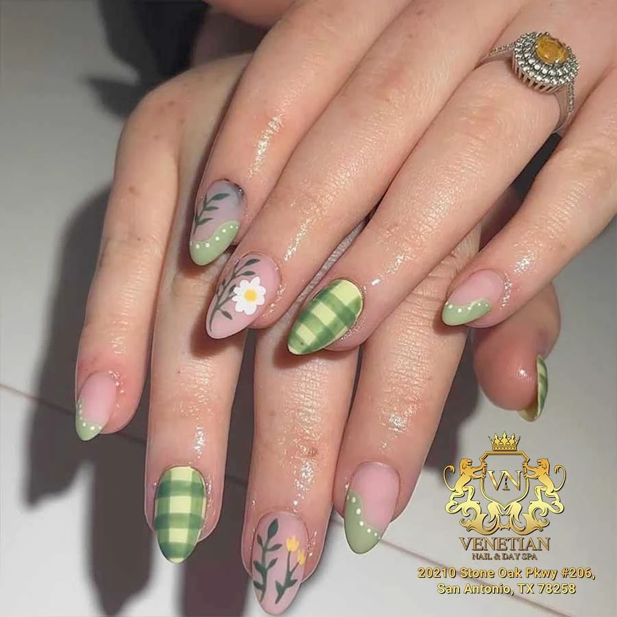 Trending August Nail Looks